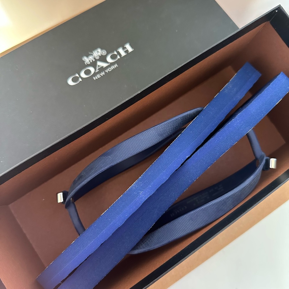 Coach Blue and Cream Patterned Flip Flops - Picture 5 of 5
